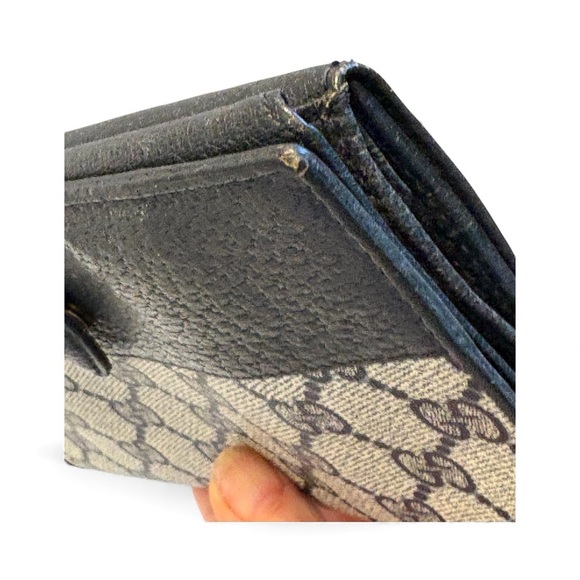 Vintage Gucci  signature Anniversary  Collection trifold wallet on chain - Picture 12 of 17